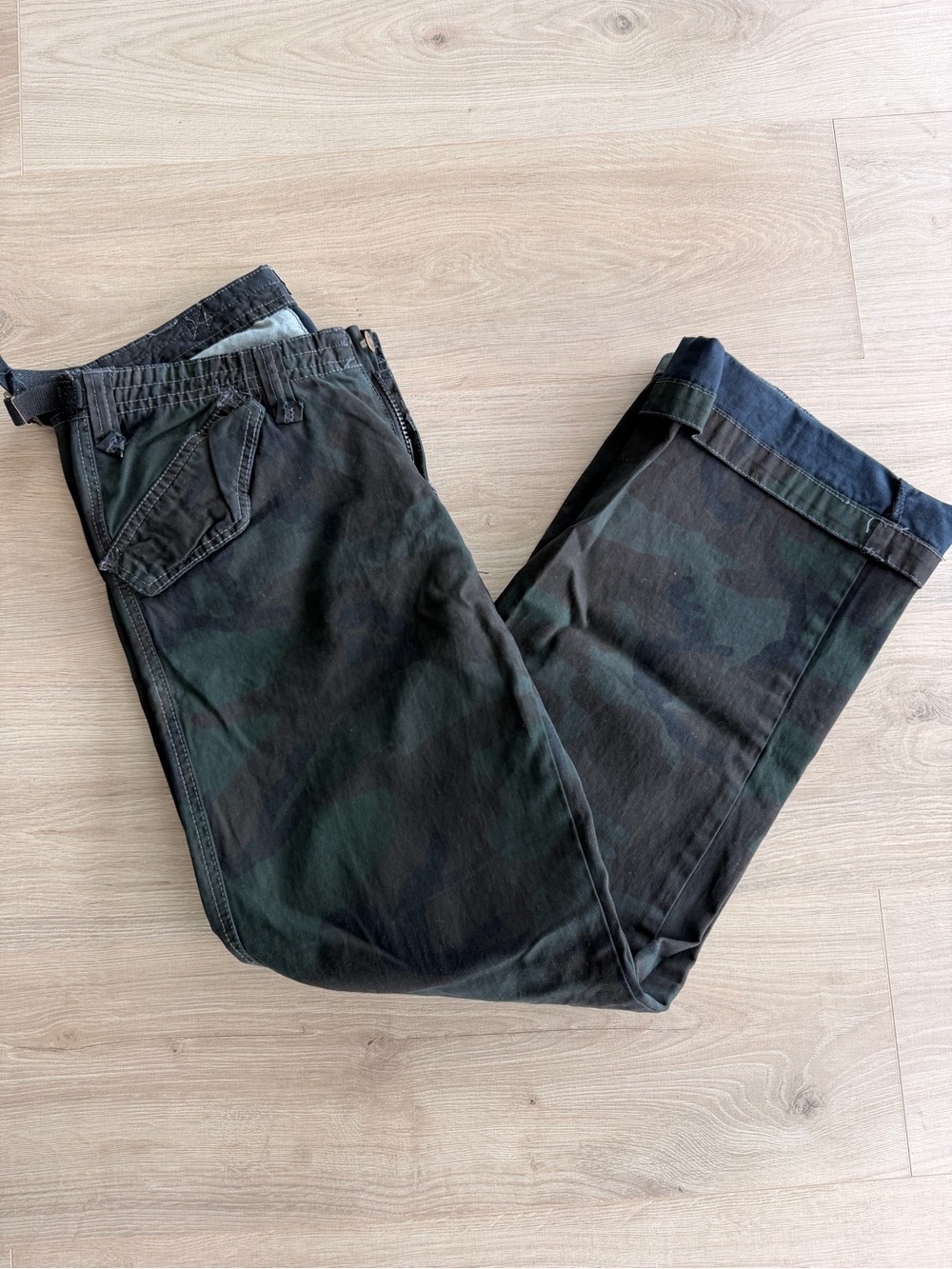 Urban Outfitters Dark Green/Black Camo Cargo Pants